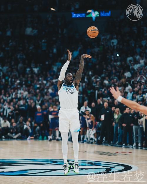 3月29日常规赛:太阳对阵森林狼 兰德尔精彩表现集锦 3月29日常规赛:太阳对阵森林狼 兰德尔精彩表现集锦